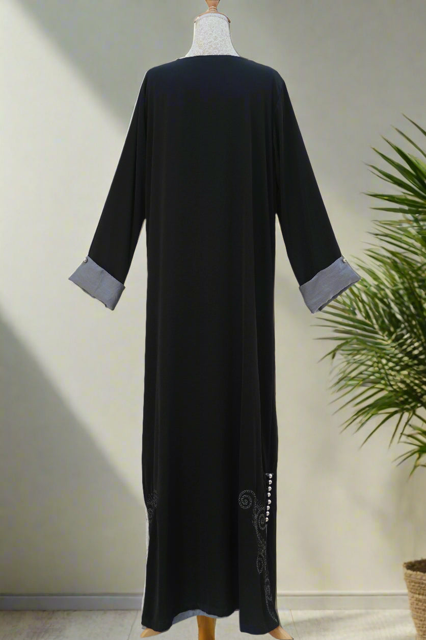 عباية متميزة مع درسّ داخلي