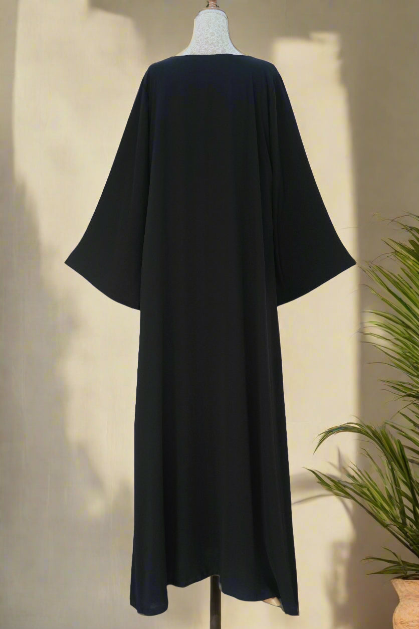 عباية متميزة مع درسّ داخلي