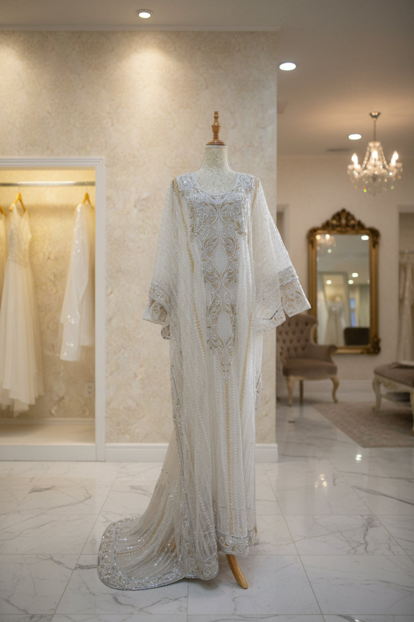 ثوب العروس مع الطرحة  /Wedding dress