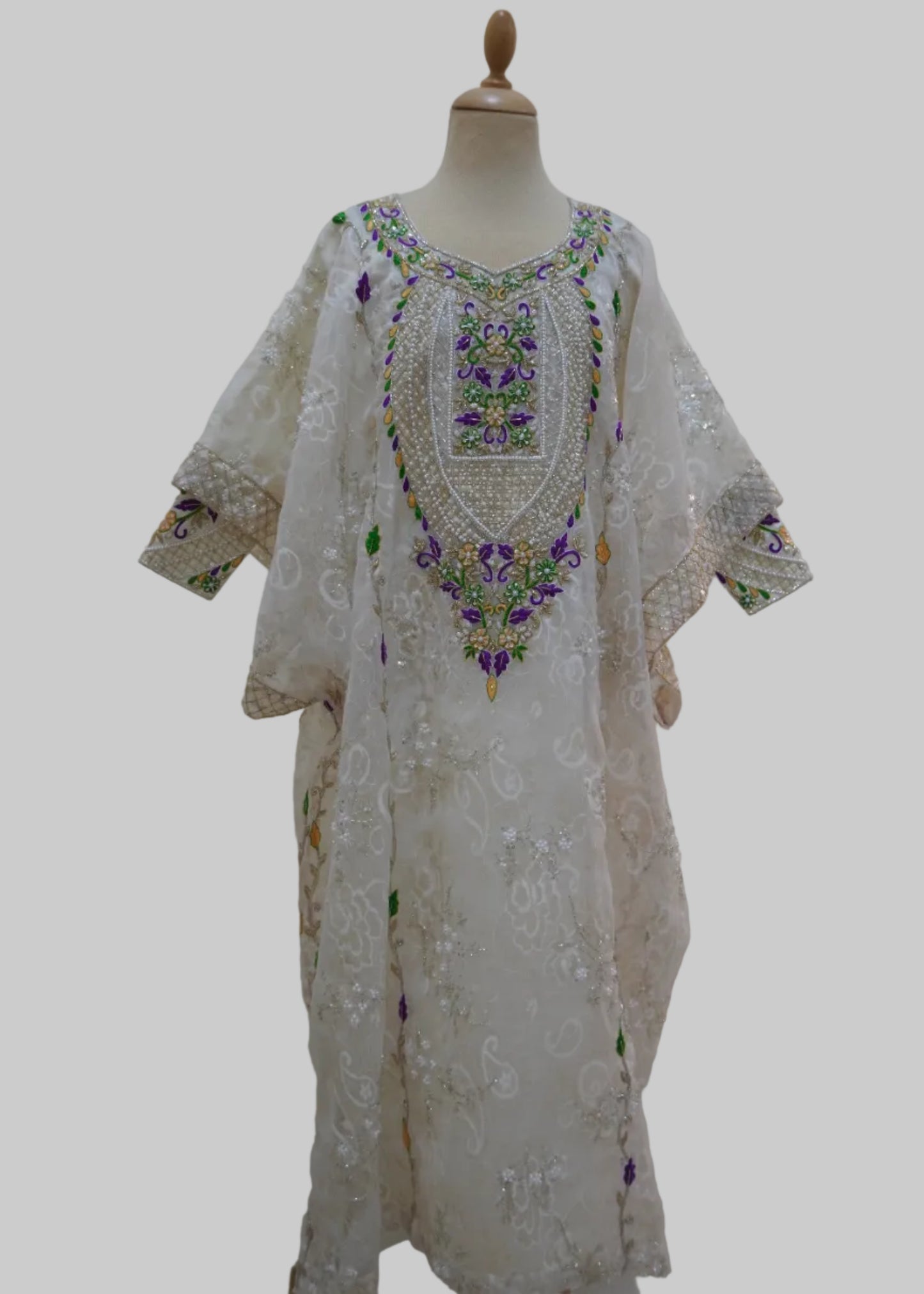 ثوب طول 44