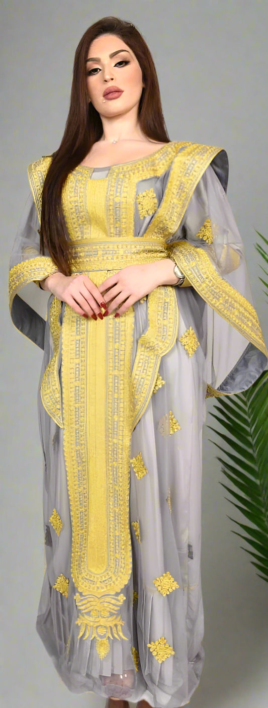 ثوب مع حزام